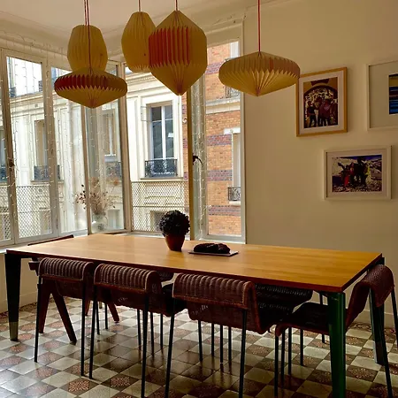 Grand - Tour Eiffel Paris